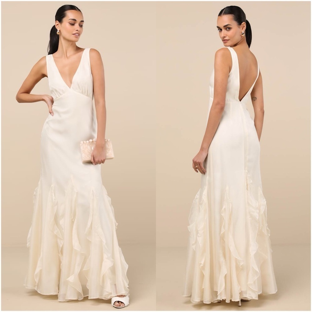 LULU'S Deluca Ivory Sleeveless
Ruffled Maxi Dress